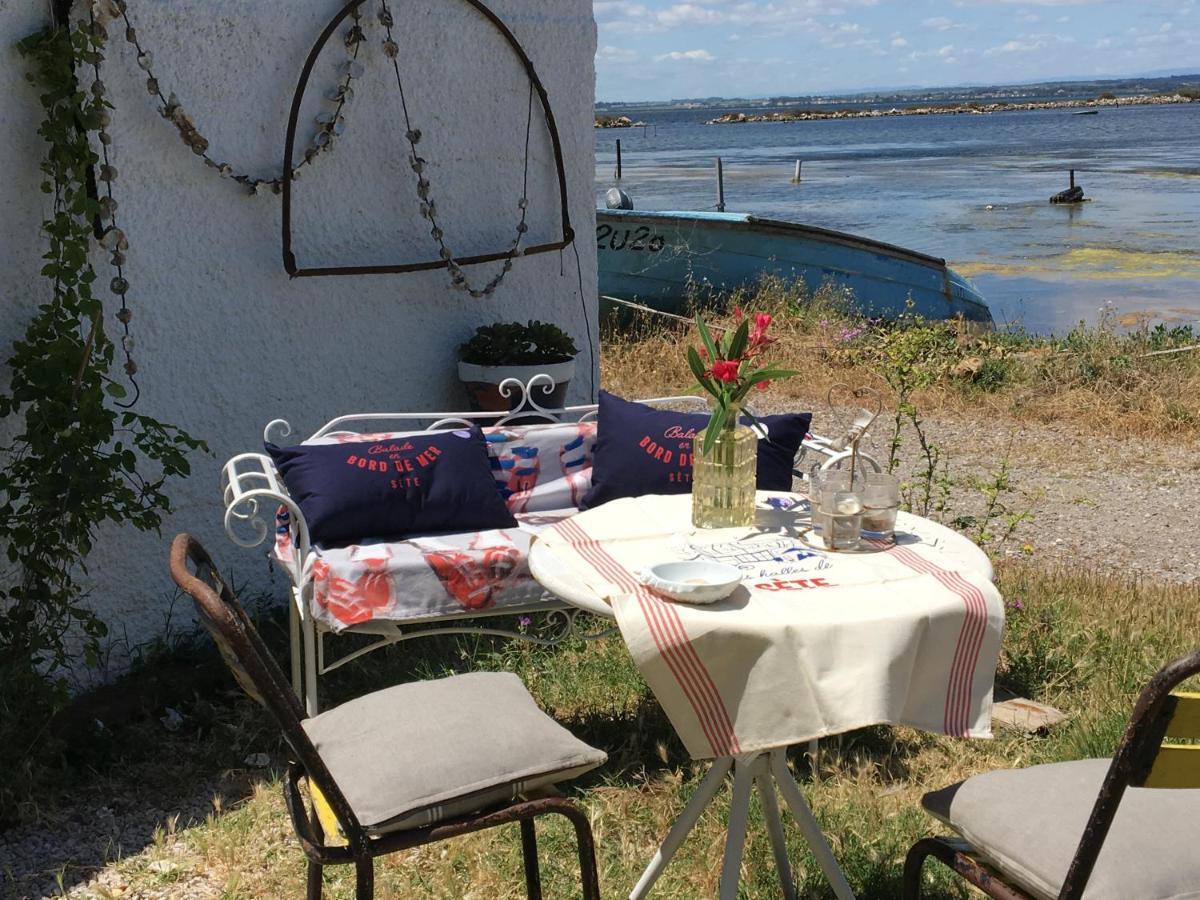 Cabanon De Pecheur En Bord De Lagune Σετ Εξωτερικό φωτογραφία