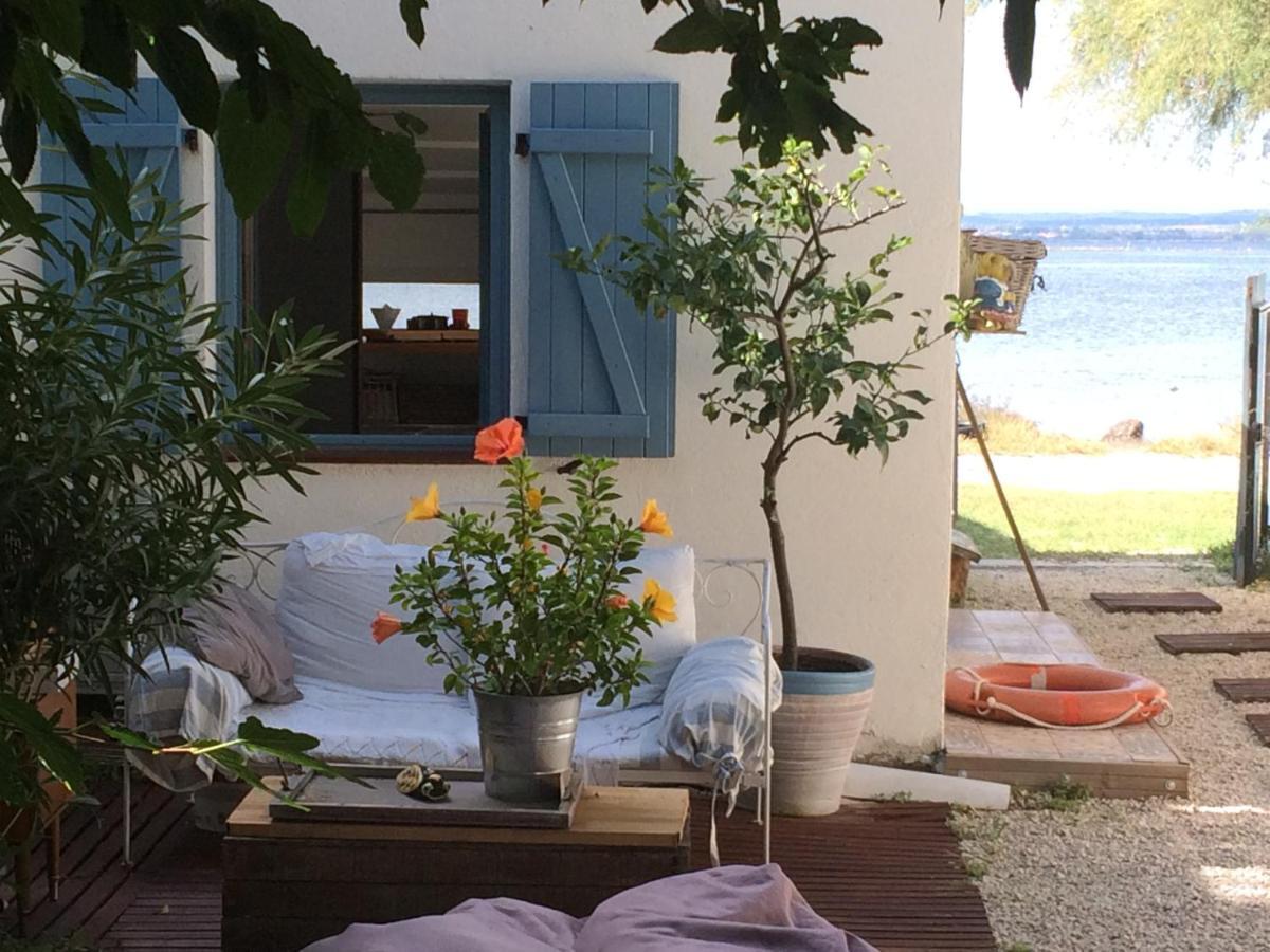 Cabanon De Pecheur En Bord De Lagune Σετ Εξωτερικό φωτογραφία